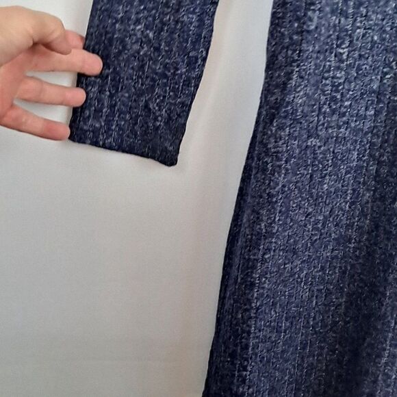 Ladies ribbed knit pullover dress NWT - Picture 6 of 10